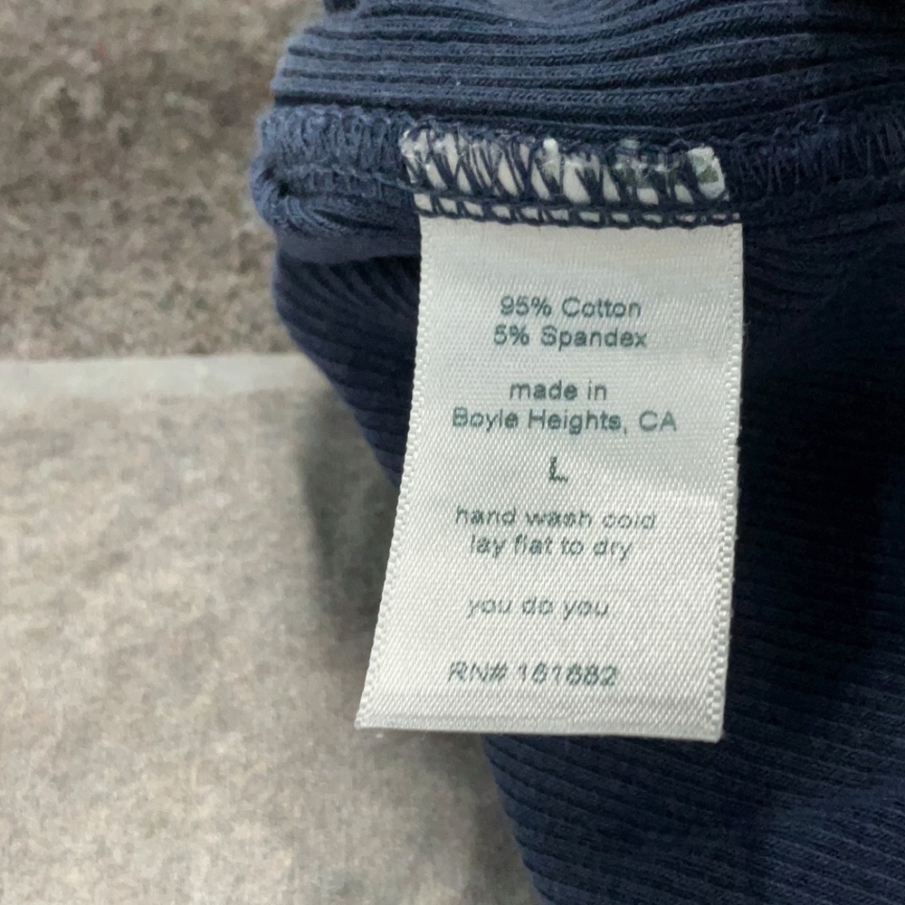 Perfectwhitetee Navy Ribbed blonde Tank Very Good USED - Picture 5 of 5